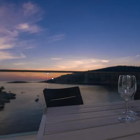 Lanterna * Rogoznica (Sibenik-Knin)