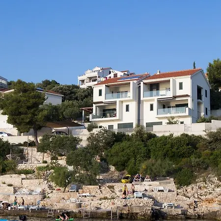 Lanterna Apartman