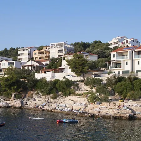 Apartman Lanterna *